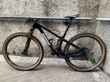 Brugt Berria MAKO BR LTD AV24 2023 2023 MTB
