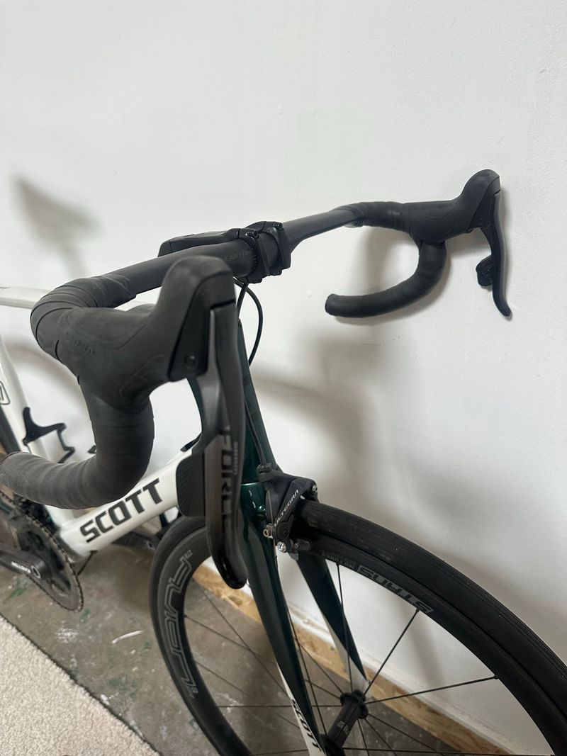 Scott Foil SRAM Force eTap AXS 2017 Road & Gravel usato, Bianco — immagine 4 di 9