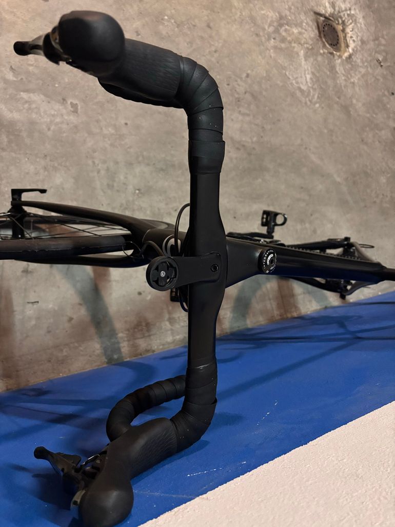 Used Cannondale Synapse Carbon Disc 105 SE 2019 2019 Road & Gravel, Black — image 3 of 6
