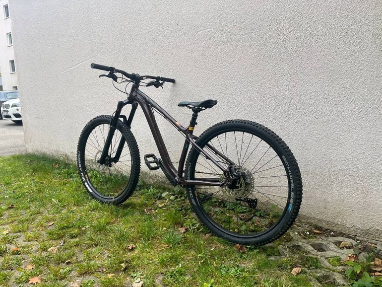 Used Kona Honzo Shimano Deore 2022 Mountainbike — image 5 of 5