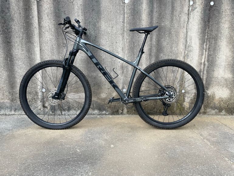 Used Trek X-Caliber 8 2021 2021 Mountainbike — image 1 of 6