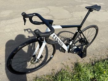 Used Canyon Ultimate CF SL 7 Di2 2024 2024 Road & Gravel, White — image 9 of 9