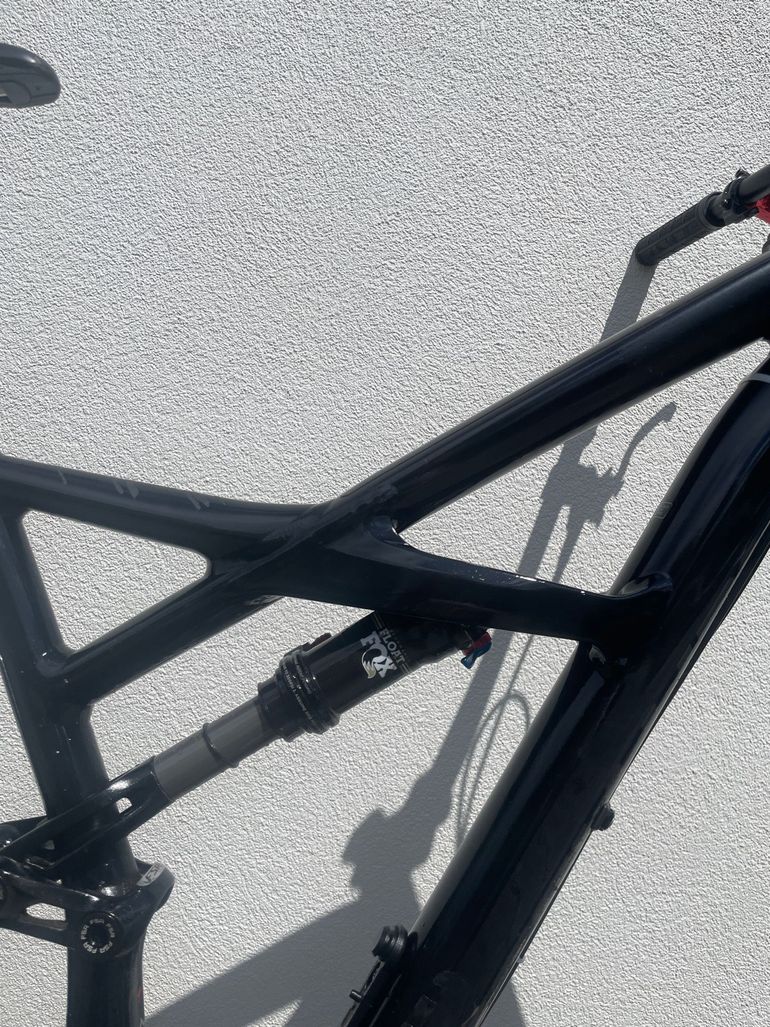 Used Specialized Enduro Comp 650b 2016 2016 Mountainbike — image 3 of 11