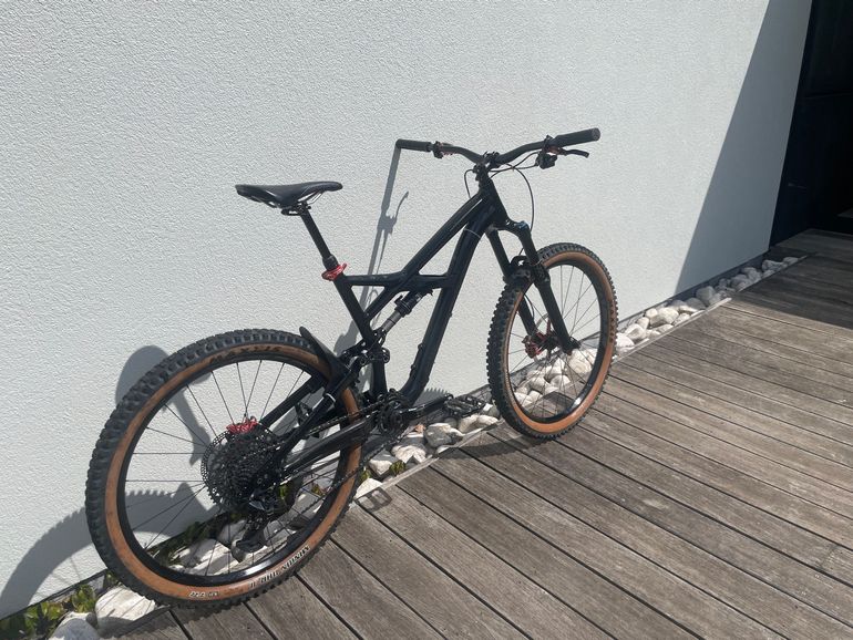 Used Specialized Enduro Comp 650b 2016 2016 Mountainbike — image 11 of 11