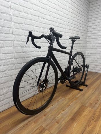 Used Specialized Aethos Pro - Ultegra Di2 2022 2022 Road & Gravel, Red — image 5 of 6