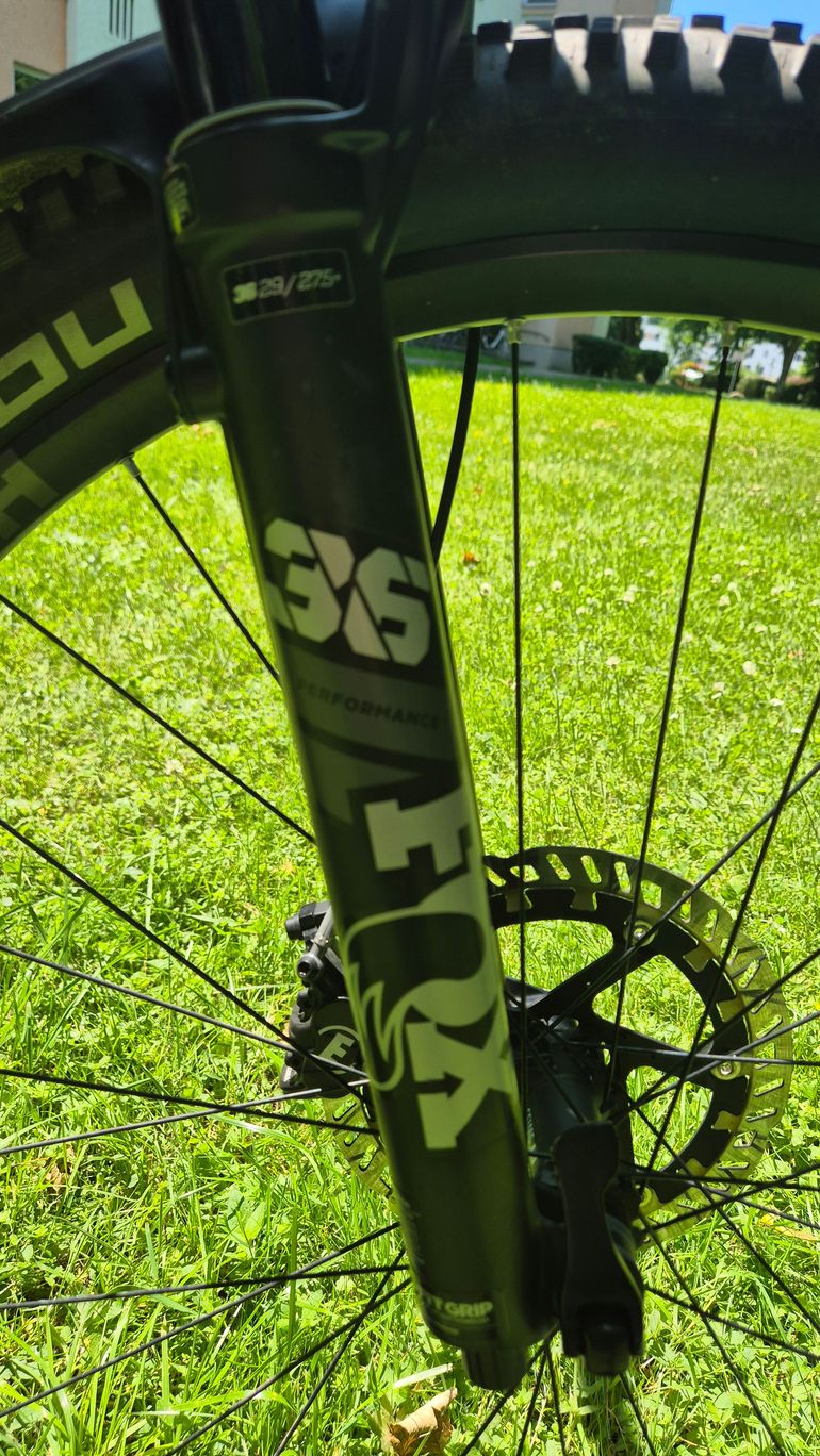 Used Rotwild Rotwild RX375 EMTB Carbon 2022 Mountainbike — image 4 of 17