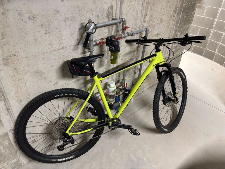 Used Scott Scale 980 2021 2021 Mountainbike — image 1 of 5