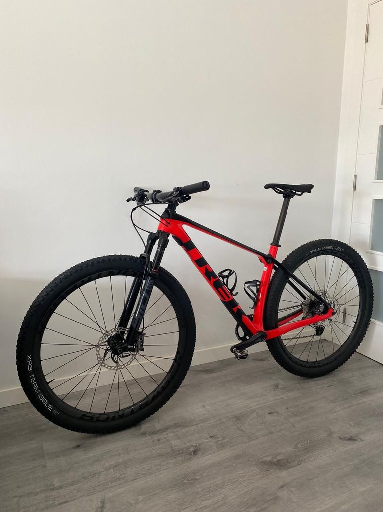 Used Trek Procaliber 9.5 2022 2022 Mountainbike — image 2 of 14