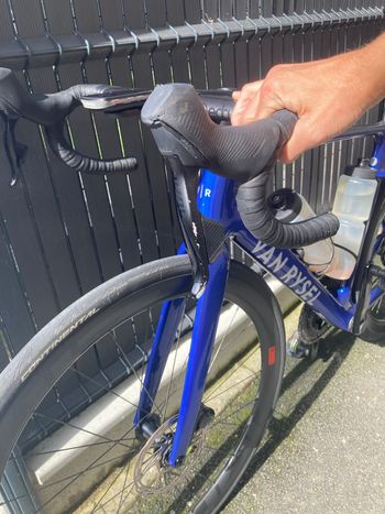 Used Van rysel Road bike SRAM Rival eTap AXS 2024 Road & Gravel — image 4 of 13