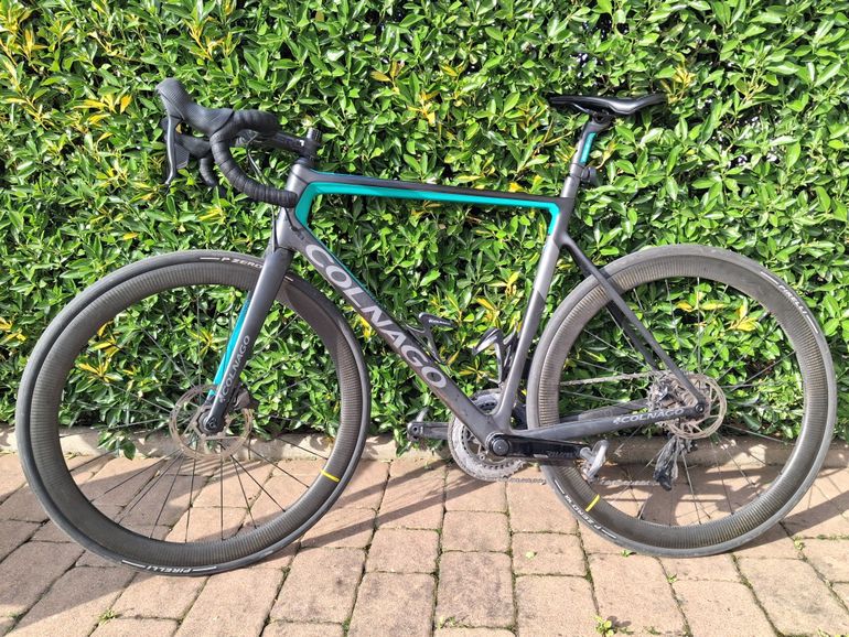 Used Colnago V3 Disc Rival AXS Bike 2022 2022 Road & Gravel, Schwarz — image 2 of 9