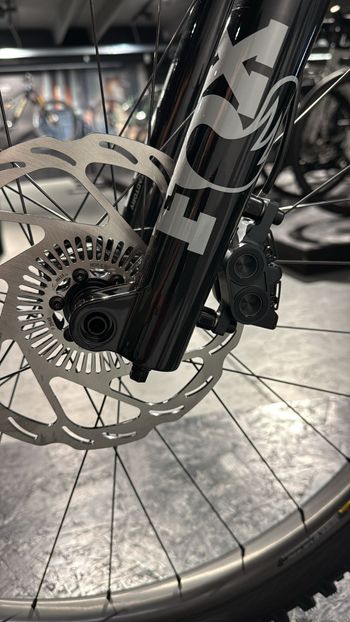 Used Amflow Amflow PX PRO Carbon (700wh) 2027 2027 Mountainbike, Gris claro — image 9 of 10