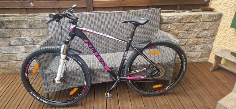 Used Kellys Desire 30 2018 Mountainbike — image 1 of 8
