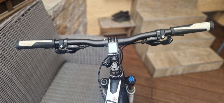 Used Kellys Desire 30 2018 Mountainbike — image 7 of 8