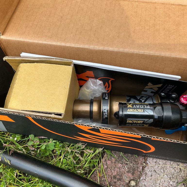 Used Amflow PL Carbon Pro Amflow PL Carbon Pro ( 800 Wh ) 2025 Mountainbike — image 8 of 10