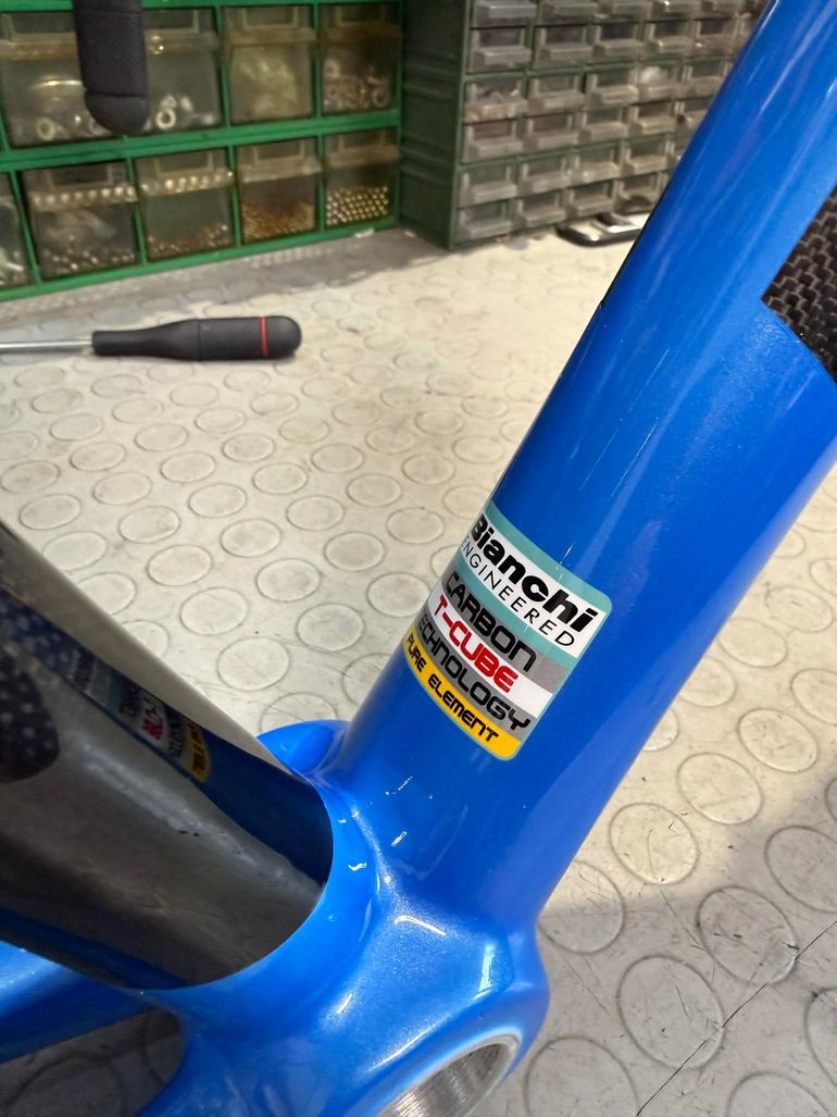 Used Bianchi Bianchi DAMA BIANCA LEI. NUOVO. NOS. Frameset 2015 Road & Gravel, Blue — image 7 of 12