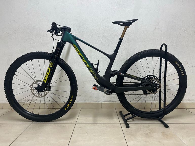Used Scott Spark RC Team Issue 2024 2024 Mountainbike — image 2 of 5