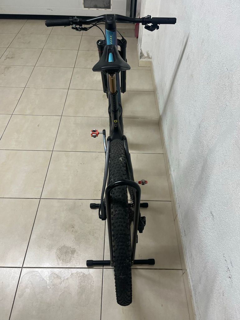 Used Scott Spark RC Team Issue 2024 2024 Mountainbike — image 4 of 5