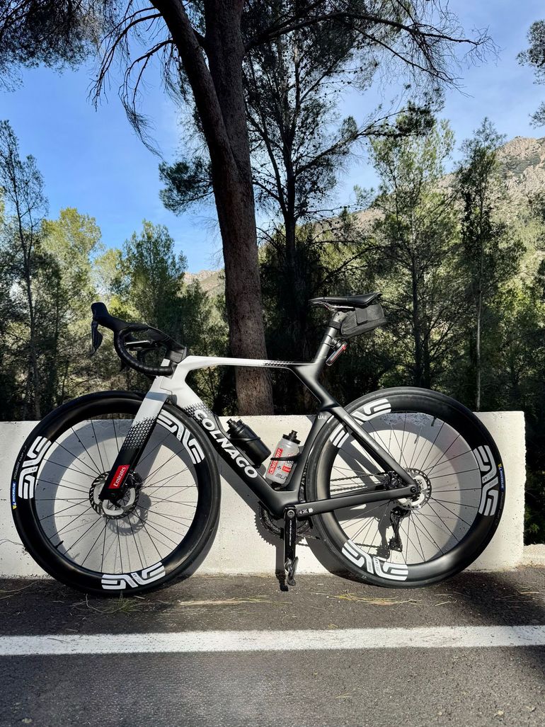 Used Colnago Y1Rs Shimano Ultegra Di2 2025 Road & Gravel — image 3 of 3