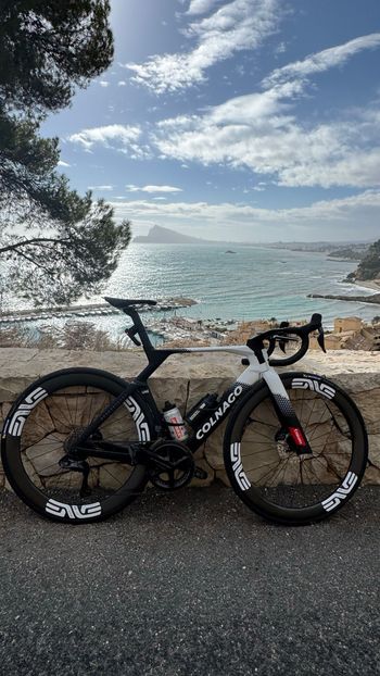 Used Colnago Y1Rs Shimano Ultegra Di2 2025 Road & Gravel — image 2 of 3