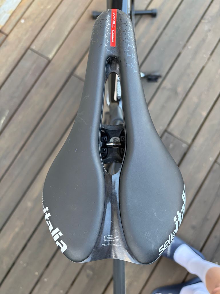 Used Eddy Merckx 525 Shimano Dura Ace Di2 2023 Road & Gravel, Schwarz — image 16 of 23