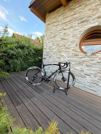 Used Eddy Merckx 525 Shimano Dura Ace Di2 2023 Road & Gravel, Schwarz — image 2 of 23