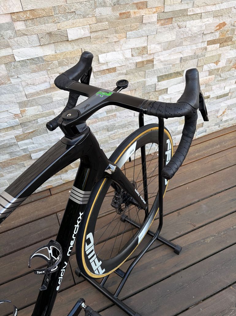 Used Eddy Merckx 525 Shimano Dura Ace Di2 2023 Road & Gravel, Schwarz — image 19 of 23