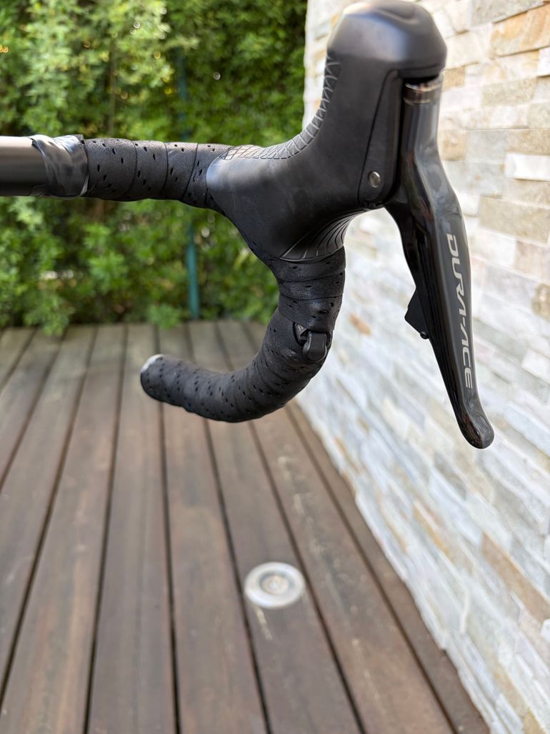 Used Eddy Merckx 525 Shimano Dura Ace Di2 2023 Road & Gravel, Schwarz — image 15 of 23