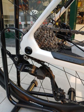 Used Orbea GAIN M30 2025 2025 Road & Gravel, White — image 10 of 10