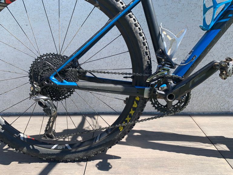 Used Canyon CANYON Exceed CF SL 7.9 2017 Mountainbike — image 4 of 5