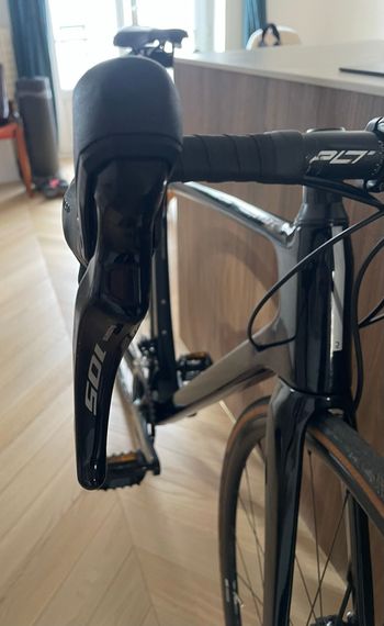 Used Van rysel EDR CF Shimano 105 12-Speed 2024 2024 Road & Gravel — image 7 of 12
