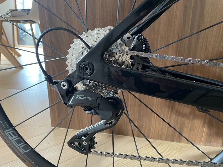 Used Van rysel EDR CF Shimano 105 12-Speed 2024 2024 Road & Gravel — image 4 of 12