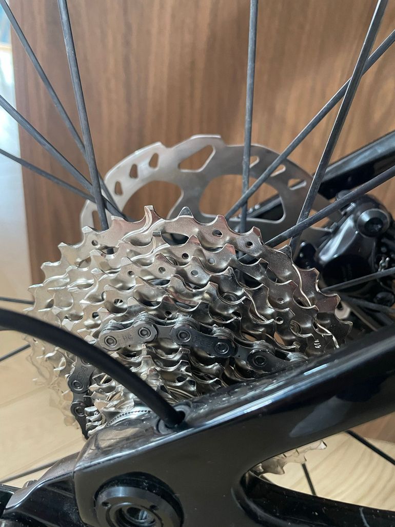 Used Van rysel EDR CF Shimano 105 12-Speed 2024 2024 Road & Gravel — image 9 of 12