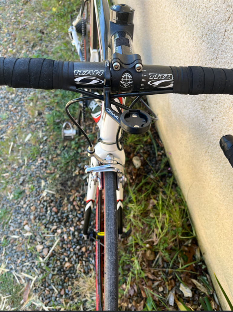 Used BH Bikes BH Carbono Campagnolo Chorus 2012 Road & Gravel, Black — image 2 of 5