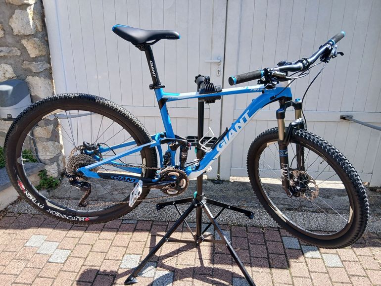 Used Giant Anthem 27.5 3 2015 2015 Mountainbike, Blue, 27.5 — image 1 of 6