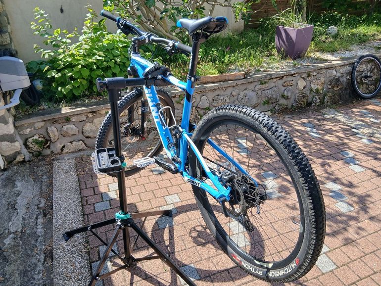 Used Giant Anthem 27.5 3 2015 2015 Mountainbike, Blue, 27.5 — image 5 of 6