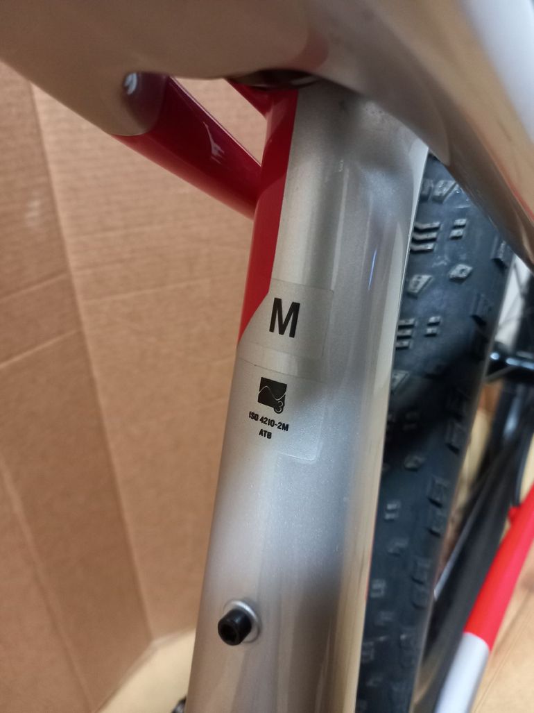 Used Trek Supercaliber Shimano SLX 2026 Mountainbike — image 4 of 12