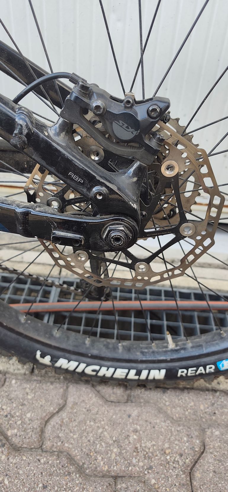Used Trek Powerfly Shimano SLX 2021 Mountainbike — image 12 of 17