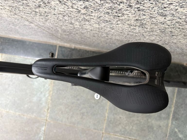 Used Canyon Ultimate CF SL 8 Aero 2023 2023 Road & Gravel — image 9 of 13