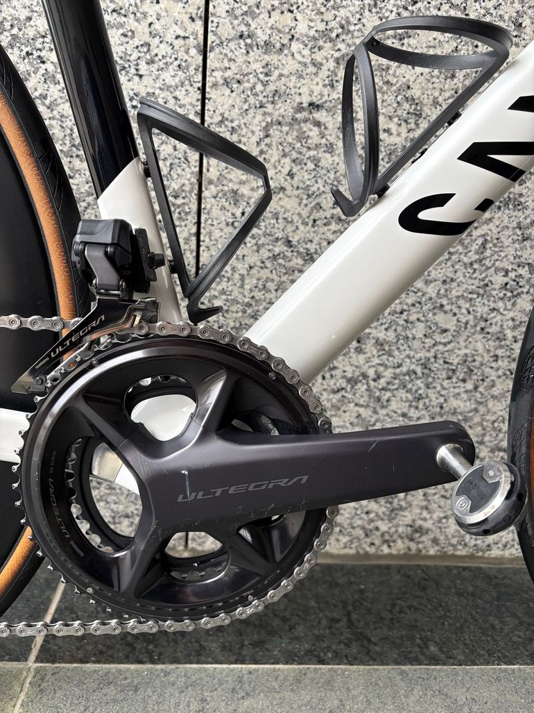 Used Canyon Ultimate CF SL 8 Aero 2023 2023 Road & Gravel — image 4 of 13