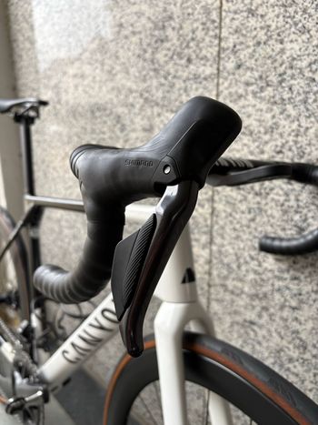 Used Canyon Ultimate CF SL 8 Aero 2023 2023 Road & Gravel — image 6 of 13