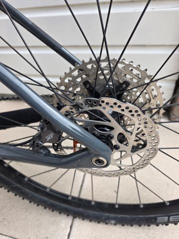 Używany CUBE REACTION C:62 PRO 2024 2024 Mountainbike — zdjęcie 7 z 8