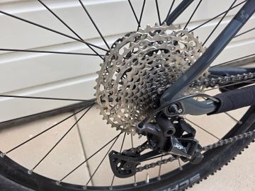 Używany CUBE REACTION C:62 PRO 2024 2024 Mountainbike — zdjęcie 3 z 8