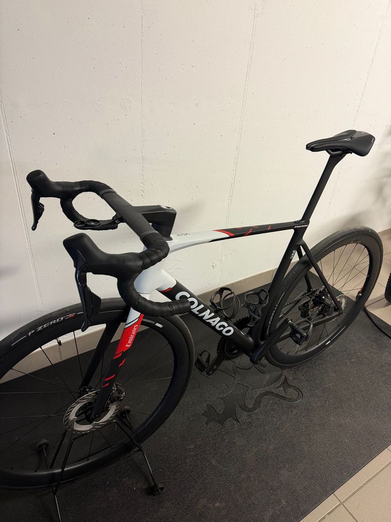 Used Colnago V5Rs Shimano Ultegra 2026 Road & Gravel — image 2 of 5