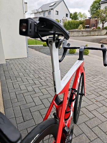 Used Trek Madone SLR 7 Gen 7 2024 2024 Road & Gravel, Rot — image 9 of 9