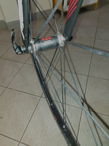 Used Merida REACTO 7000-E 2016 2016 Road & Gravel, Red — image 3 of 12