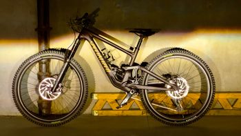Used Specialized Brand NEW Specialized Enduro Comp 2024 2024 VTT