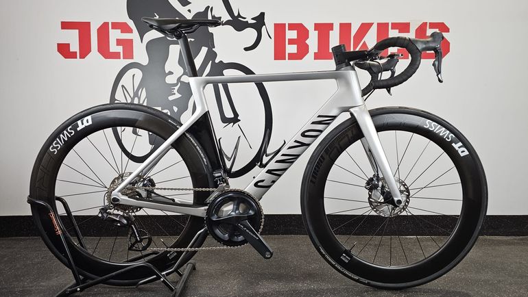 Used Canyon Aeroad CF SL Disc 8.0 Di2 2020 2020 Road & Gravel — image 1 of 17