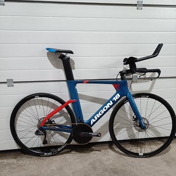 Käytetty Argon 18 E-117 Tri Disc SRAM Rival AXS 2024 Frameset 2024 Road & Gravel