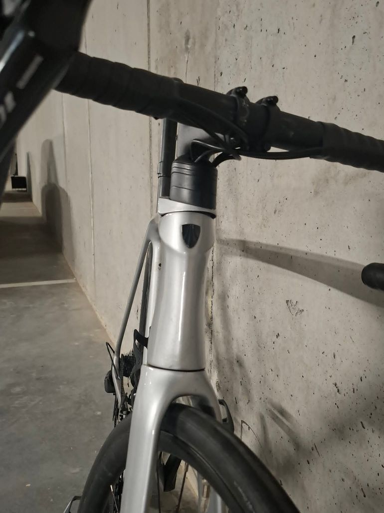 Used Trek Émonda SL 5 2023 2023 Road & Gravel — image 2 of 7