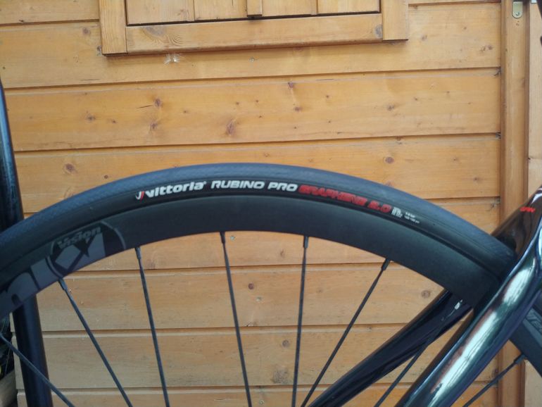 Used Pinarello Gan Shimano 105 2016 Road & Gravel, Black — image 2 of 13